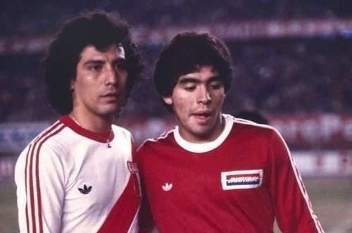 馬拉多納|他是命運多舛的憂郁王子 如果有世界杯冠軍可以比肩馬拉多納梅西