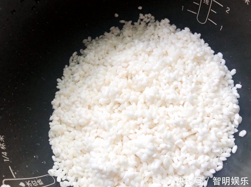 蒸米饭，外行只会加水！多加2样，蒸得更快，香软可口，粒粒分明
