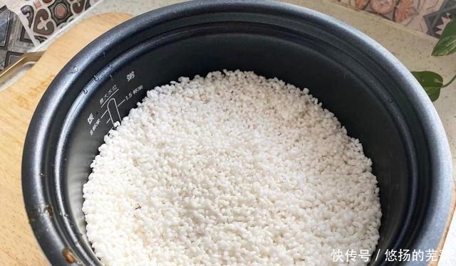 晒晒我家懒人午餐,早上预约,中午直接开饭,天冷隔三差五想吃