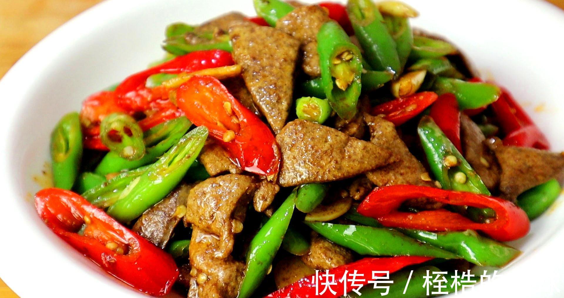 炒制|猪肝最忌用清水洗,等于吃毒素,教你正确做法,毒素自动跑出来