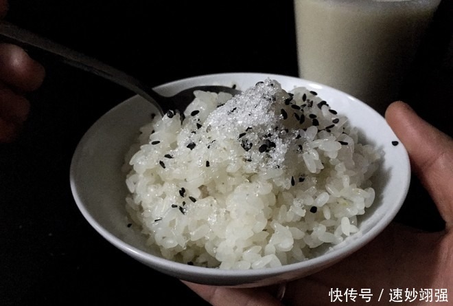 小言舌尖上的布依糯食之乡