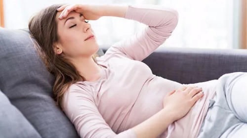 孕晚期|孕妈睡觉时的三种不适感觉,可能是胎儿异常发出的“警告”,速查
