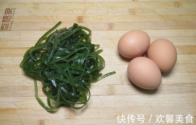 鸡蛋|海带最好吃的做法，一次秘制一盘，5分钟就搞定，太香了