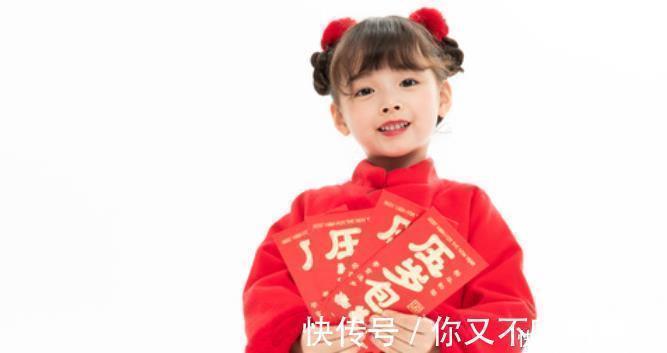 宝妈|“朋友给500元压岁钱,可他家2个孩子”,宝妈的回礼方式被赞