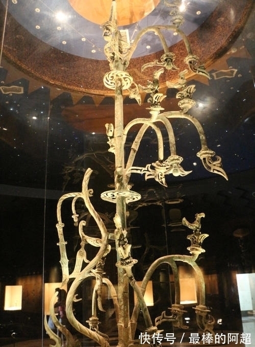 商朝$有甲骨文为证,古蜀国和商朝友谊的小船,竟然说翻就翻了