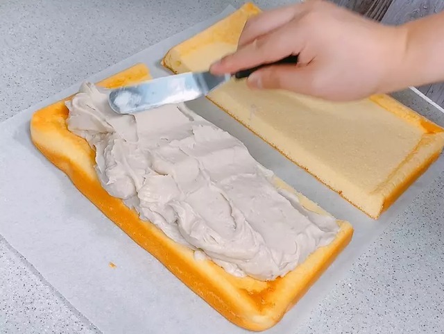 芋头控的最爱！大叔教你改良版芋泥蛋糕，香甜松软，比奶油热量低