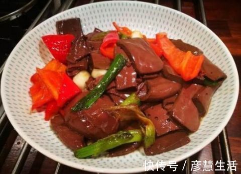 五香粉|美食推荐:糖醋脆皮豆腐、小炒五花肉、炒鸭血、香辣排骨的做法