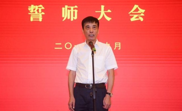 李霄鹏|归化已无法控制?李霄鹏畅谈国足目前二大困境!只能先有小目标
