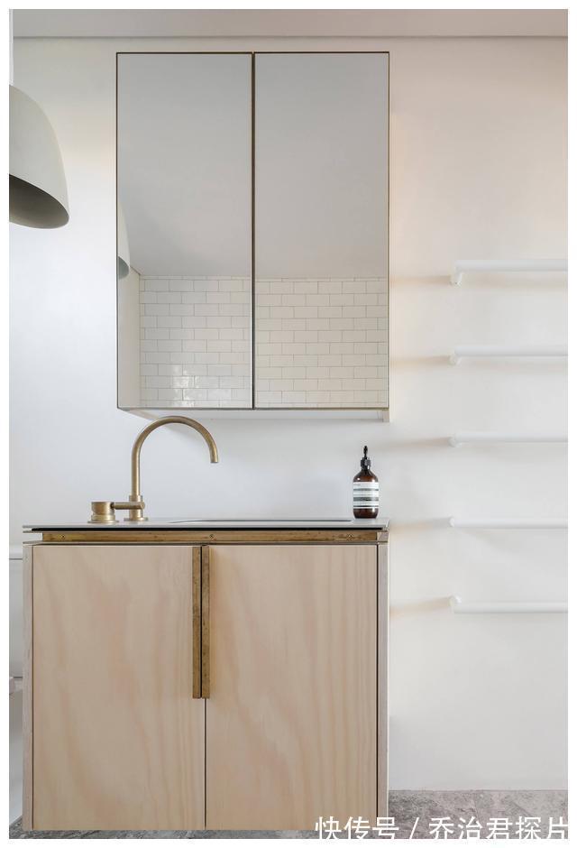 层次|65㎡小户型简约到了极致,客厅、厨房、餐厅层次布局,长见识了!