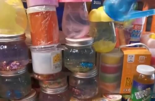 家长|有毒的玩具:孩子喜爱的“假水”,是解压神器还是“坑娃神器”?