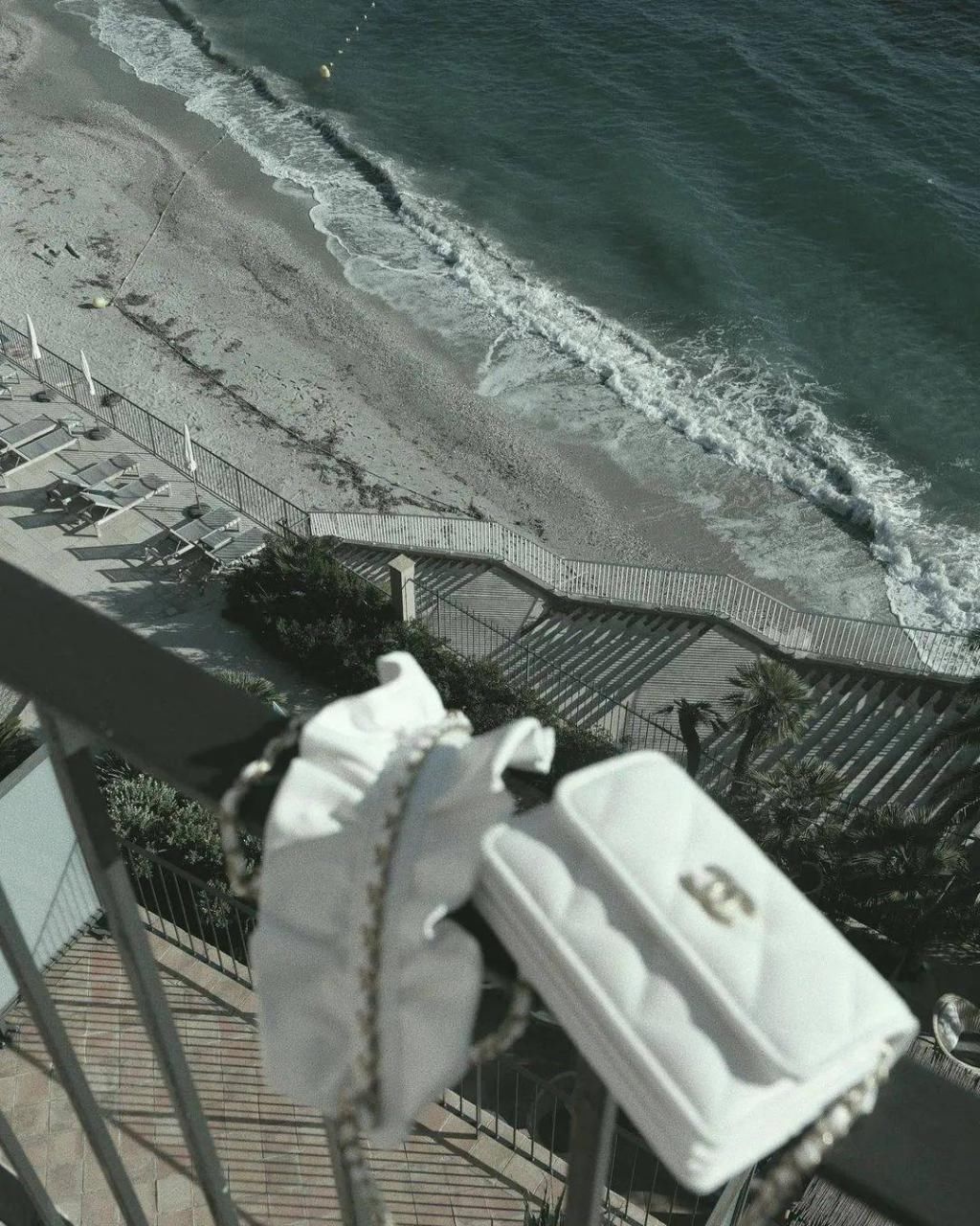  这件|刘雯身上这件「绗缝」外套，到底有多火？