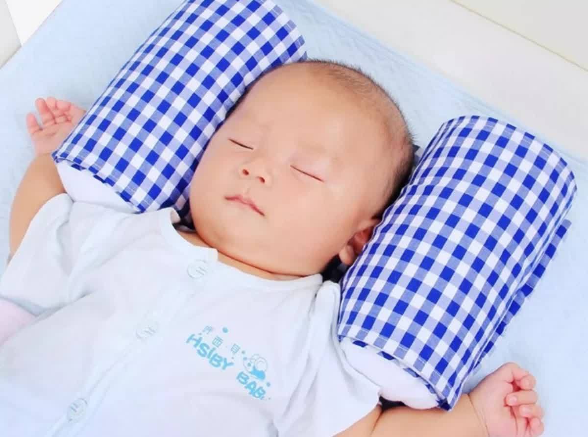 小贝|宝宝多大才能睡枕头?过早使用不仅影响睡眠和发育,还会伤娃健康