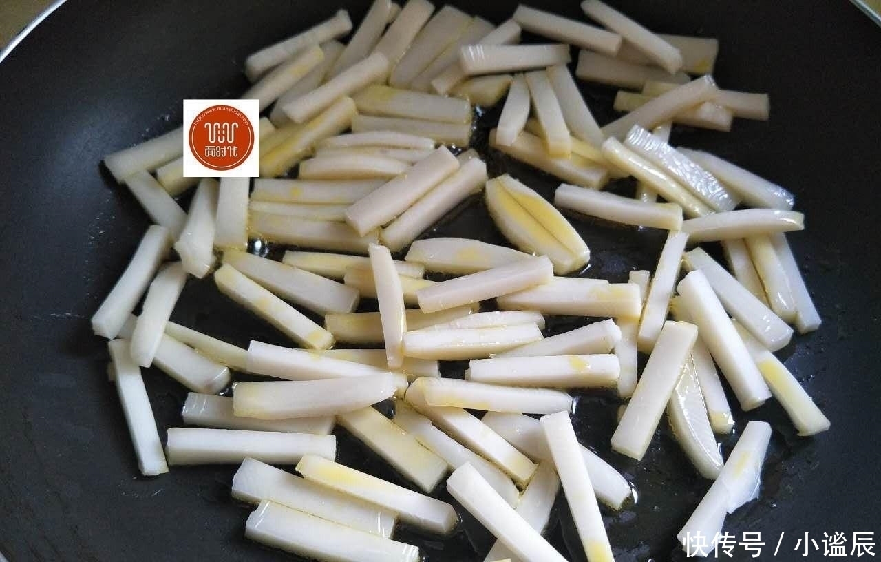 两三分钟的营养早餐饼,每次做都不够吃,做法简单,一学就会