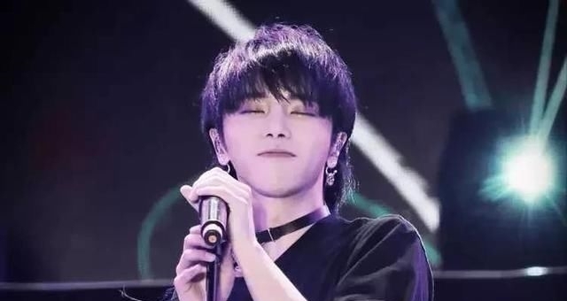 超级男声 华晨宇的外貌为什么感觉变了很多?