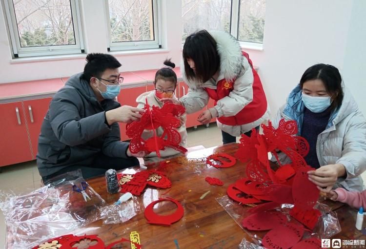 传统节日|巧手做花灯 喜庆闹元宵！德州市妇联开展传统文化体验活动