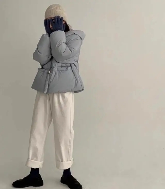 羽绒服|今年冬季,羽绒服流行穿“短”不穿长,学会这样搭配,真显高