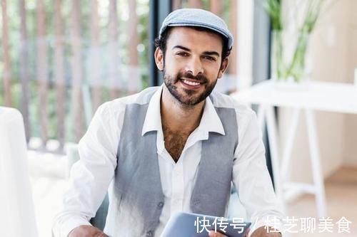 特征|精力旺盛的男人,有这4种特征,看看你占了几个