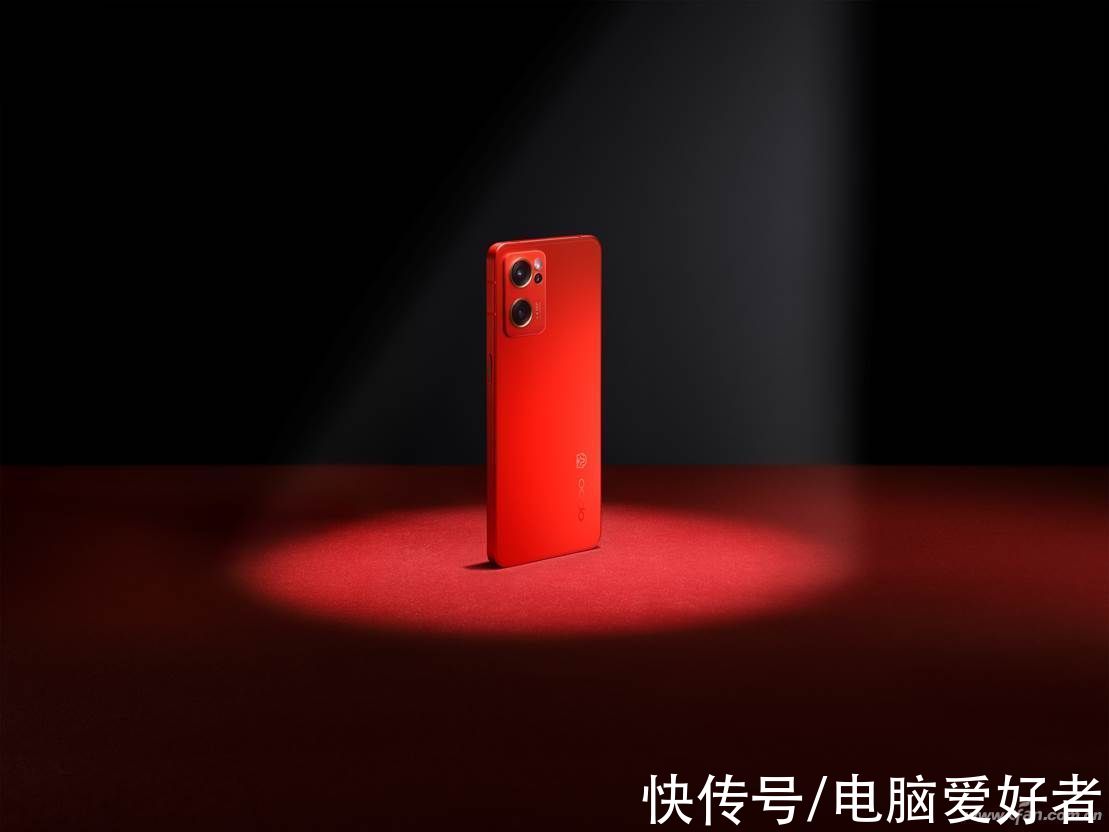 红丝绒|OPPO Reno7红丝绒新年版全渠道正式开售，2699元起