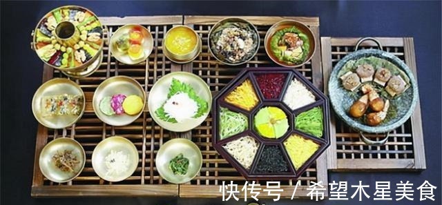 菜系#中国国宴,大方庄重;朝鲜国宴,喝酒不多,以吃为主!