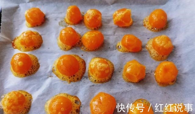 酥皮月饼|中秋来点不一样的，五彩月饼颜值高，酥软不腻味道好！