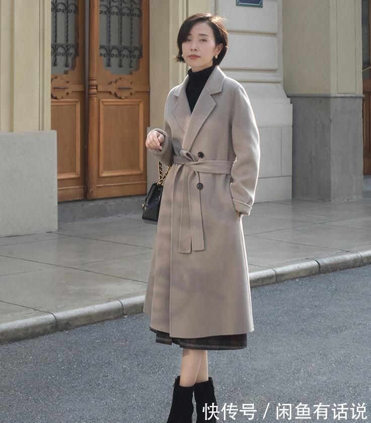 穿衣|偏胖的中年女人,冬天穿衣要记得“3穿3不穿”,优雅减龄还更显瘦