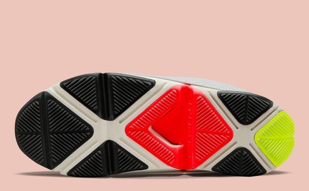 flyease 不用电的Nike“自动系带”!从此刷新你穿鞋的方式!