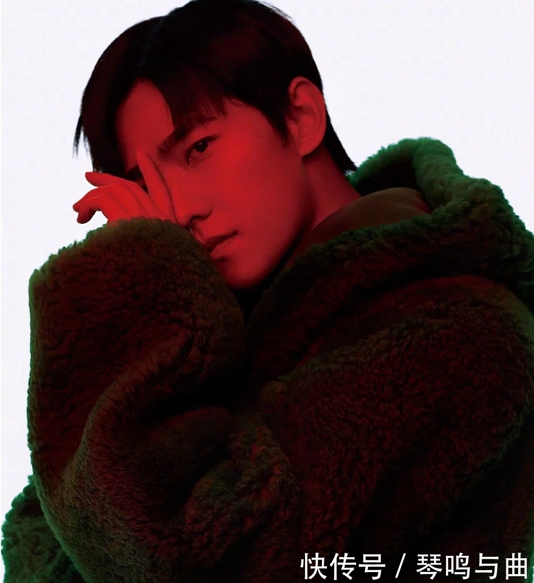 顾漫|杨洋于途联名杂志图发布 《你是我的荣耀》定档将播