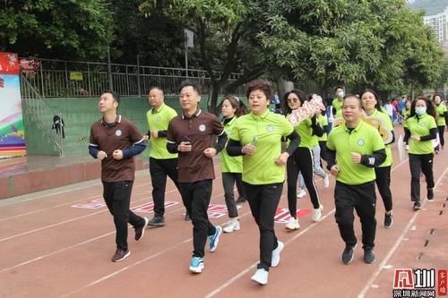 牛气冲天！桃源小学开年即“奔跑”，为师生送上“名校”大红包