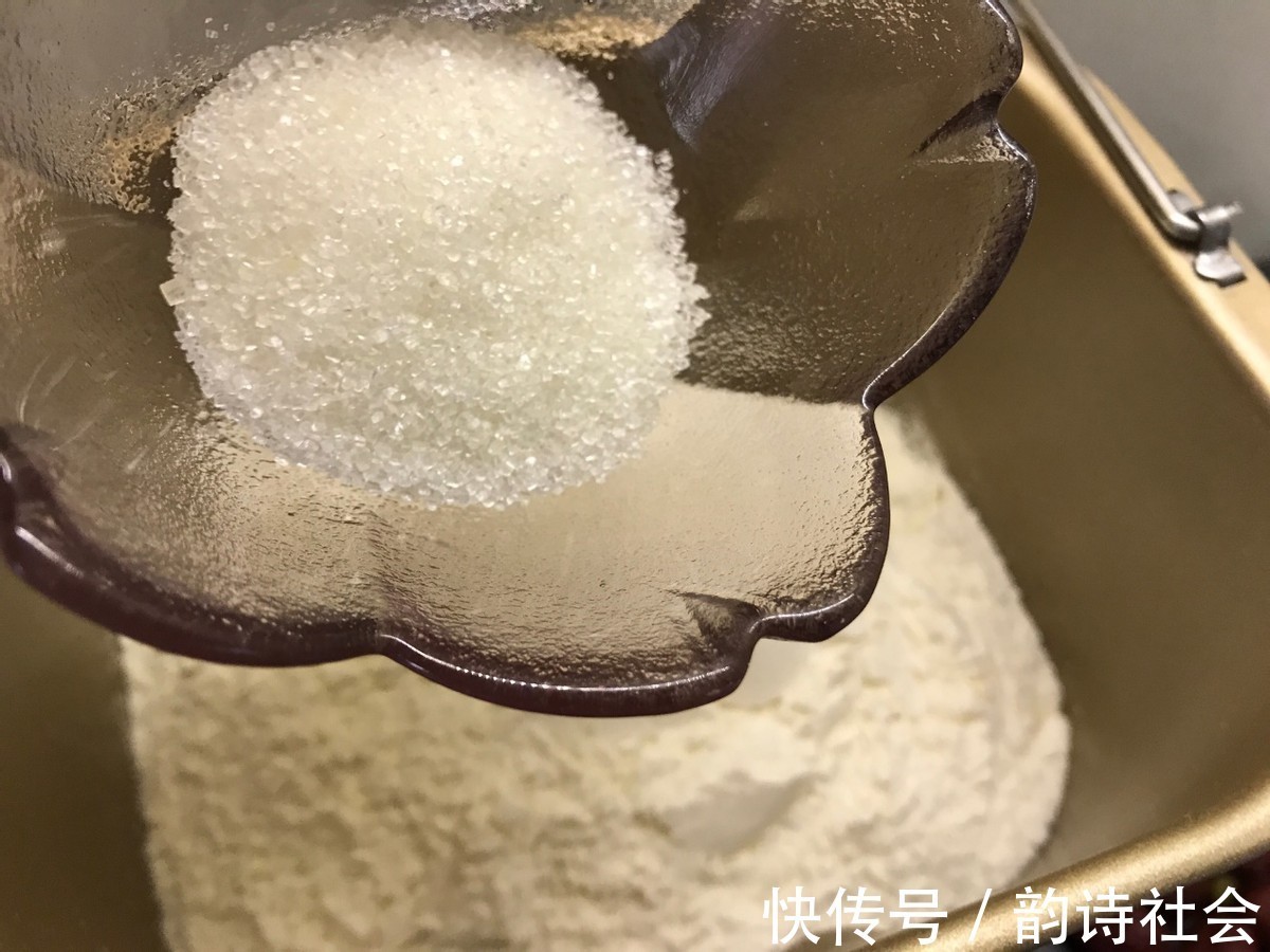 戚风模具|发糕口感香软,搭配红薯,营养又健康