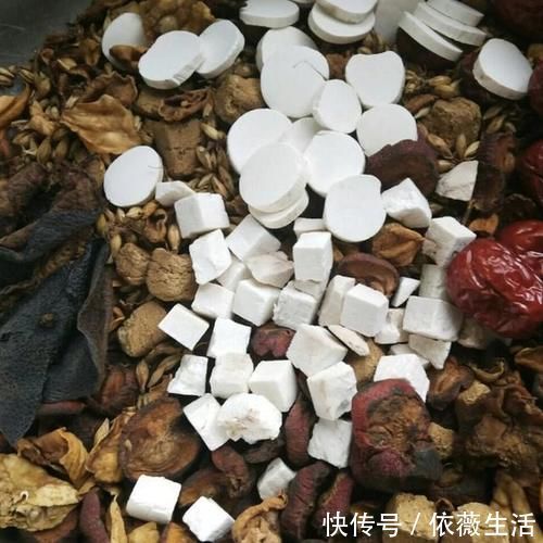 膨化食品|医生提醒,1物是脾胃的“溶积高手”,常喝修护脾胃,积食消失