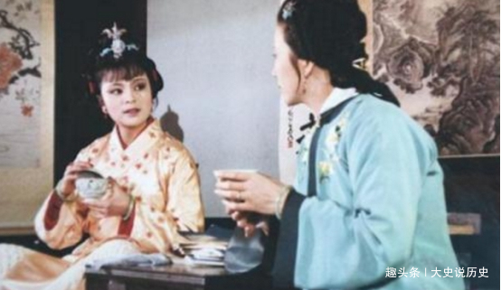 管家$《红楼梦》本有3个女人能拯救贾府，为何贾家还是衰败了