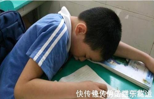 男孩|“妈妈我就睡一会”,11岁男孩一睡不起,网友:孩子真的太累了