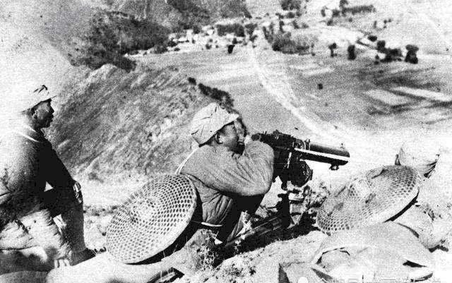 师师长|彭雪枫牺牲后，他接任新四军4师师长，后来官至副国级