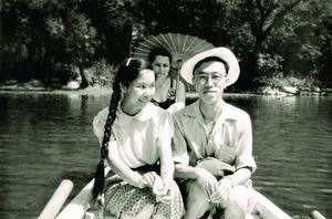 自称|结婚55年的妻子患癌病逝,王蒙立刻迎娶小20岁娇妻,自称一见钟情