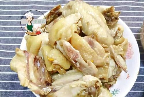  难怪你喝的鸡汤没营养，第一步就错了，不加一滴水，汤又鲜又营养