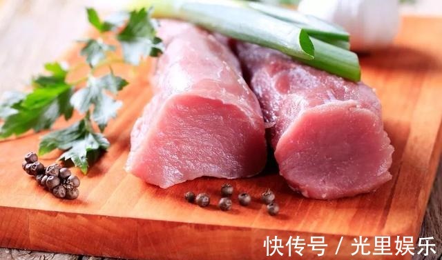 瘦肉|木耳和瘦肉一起炒,补血效果显著!今晚试着给家人做做