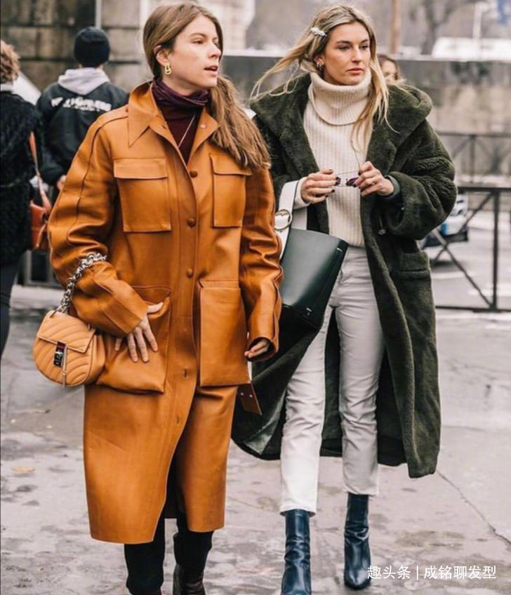 黑色 不懂配色穿衣很难高级,这三个快捷的配色方案,穿搭简单不费时