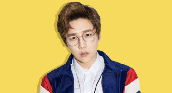 他是最惨的冠军,出道多年却不温不火,只能靠综艺节目混脸熟?