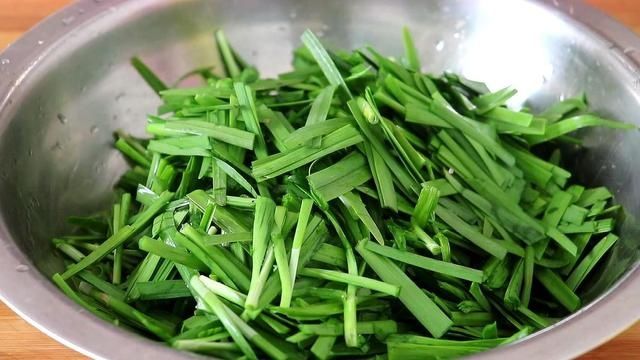 韭菜超好吃的做法，简单一做，开胃解馋，超级下饭，真过瘾