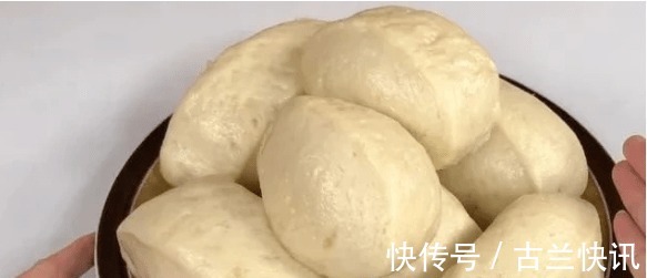保存馒头不要放冰箱，牢记2个妙招，大半月都不干不硬