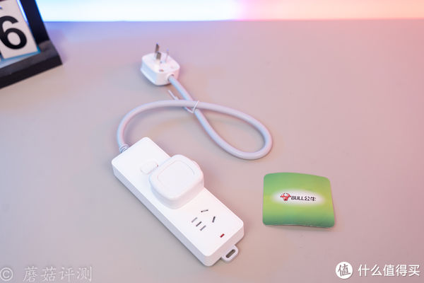 蘑菇|蘑菇玩家居 篇十六:想装空调却没预留插座?公牛10A转16A定制延长插座可解