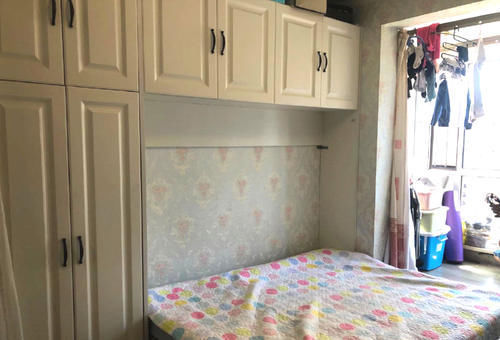 实用|60㎡小蜗居,客厅安装墨菲床挤出一个卧室,阳台抬高10cm太实用了