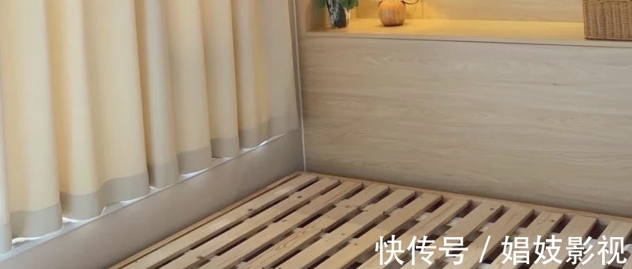 手机充电|90后男孩晒30㎡单身小宅,“宝藏式”装修而走红,圈粉无数