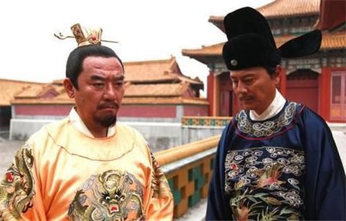 极刑|清官回乡告老，却连回家路费也凑不齐，皇帝得知后大怒：处以极刑