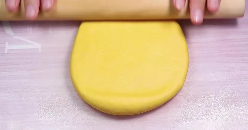 面粉别做包子!加上南瓜,不加一滴水,营养是包子8倍,出锅秒光