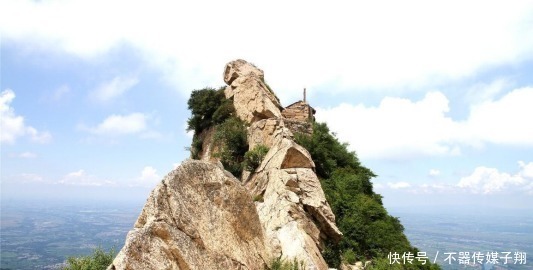 护国寺|千年不腐的“肉身菩萨”就保存在这座分散在秦岭山尖的寺庙里