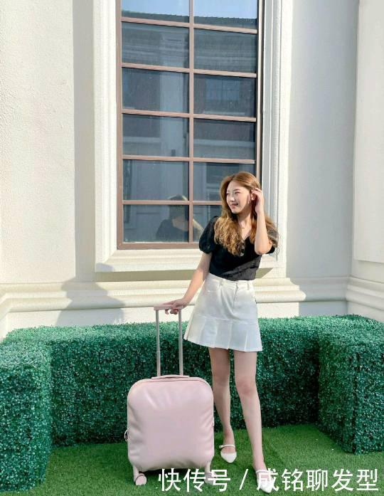 连衣裙|甩掉“路人感”!时尚博主显瘦又减龄的气质搭配,让你美得不重样