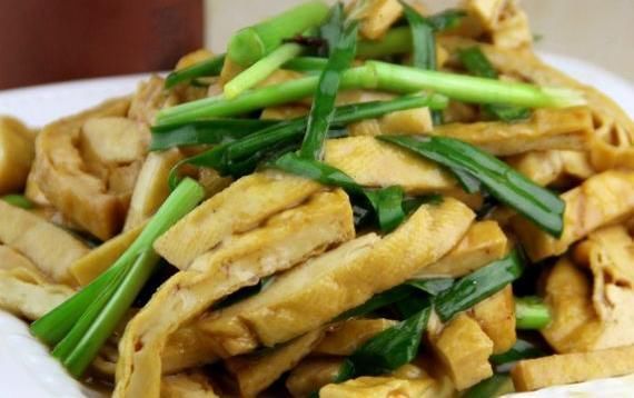 碳水化合物|韭菜加一寶,經常炒一盤,腰不酸了,腿不麻了,睡眠越來越好!