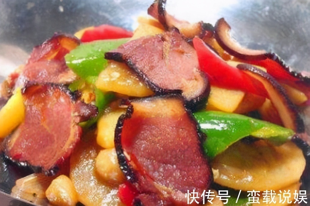 尖椒肉丝|想长寿要会吃,三种美食换着吃,明目清心,润肤解毒,早吃早好