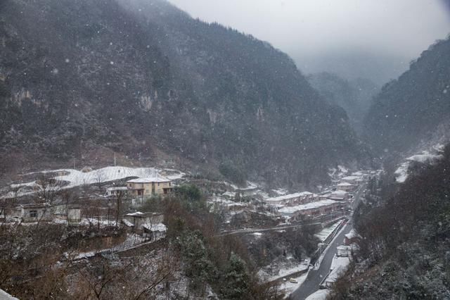 马桥镇|自驾保康尧治河，雪行高山峡谷，发现一幅水墨丹青